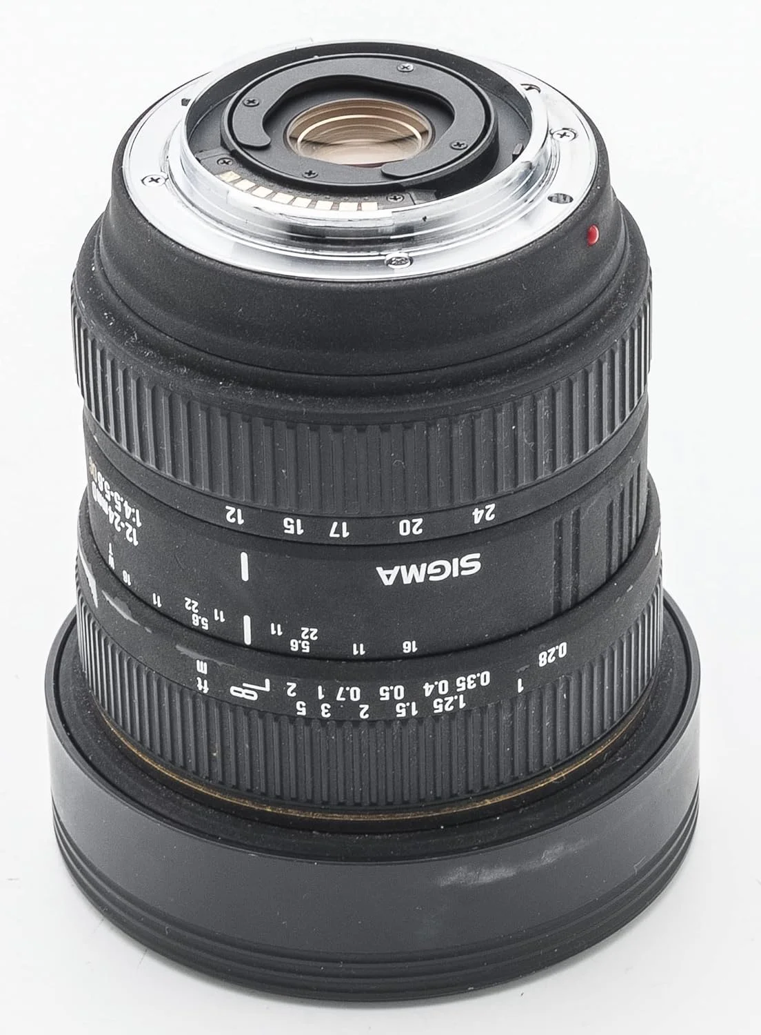 لنز زوم زاویه فوق عریض سیگما 12-24mm f/4.5-5.6 EX DG IF HSM Aspherical برای دوربین های SLR مینولتا و سونی