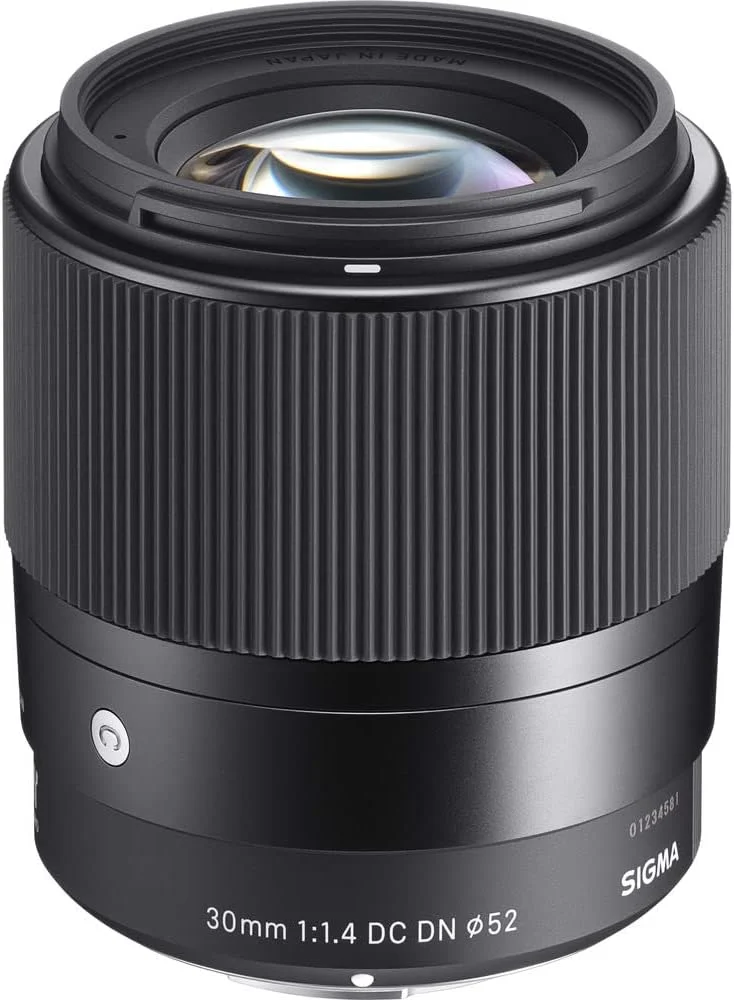 لنز سیگما 30mm f/1.4 DC DN Contemporary مانت Sony E (مدل 302965) به همراه لوازم جانبی. ایده آل برای عکاسی حرفه ای، طبیعت گردی، مسافرت و استفاده های گوناگون - تصویر 2