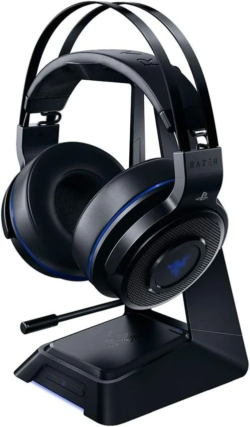 هدست گیمینگ بی سیم Razer Thresher Ultimate برای PS4 با صدای فراگیر دالبی 7.1، اتصال بی سیم بدون تاخیر، میکروفون دیجیتال جمع شونده، ایستگاه پایه گیرنده بی سیم، سازگار با PC و PS4 هدست گیمینگ بی سیم Razer Thresher Ultimate برای PS4 با صدای فراگیر دالبی 7.1، اتصال بی سیم بدون تاخیر، میکروفون دیجیتال جمع شونده، ایستگاه پایه گیرنده بی سیم، سازگار با PC و PS4