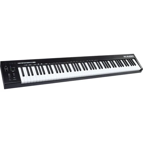 M-Audio Keystation 88 MK3 کنترلر MIDI با 88 کلید نیمه سنگین و تغذیه از طریق USB