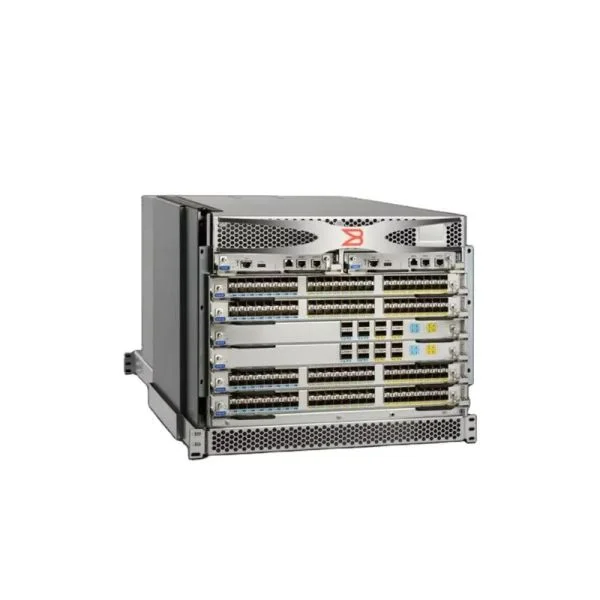 سوئیچ دایرکتور Brocade X7 مدل BR-X7-8، دارای 384 پورت 64G / 8 تیغه 48 پورت 64G / 384 ماژول SW MM 64G