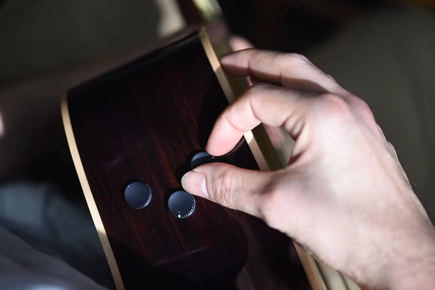 گیتار آکوستیک یاماها مدل FGC-TA TransAcoustic Dreadnought - مشکی
