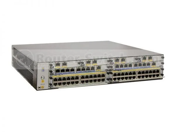 روتر Huawei AR2240 مدل AR01SRU3B، دارای 3 پورت GE WAN / 2 پورت USB / 3 اسلات DSP